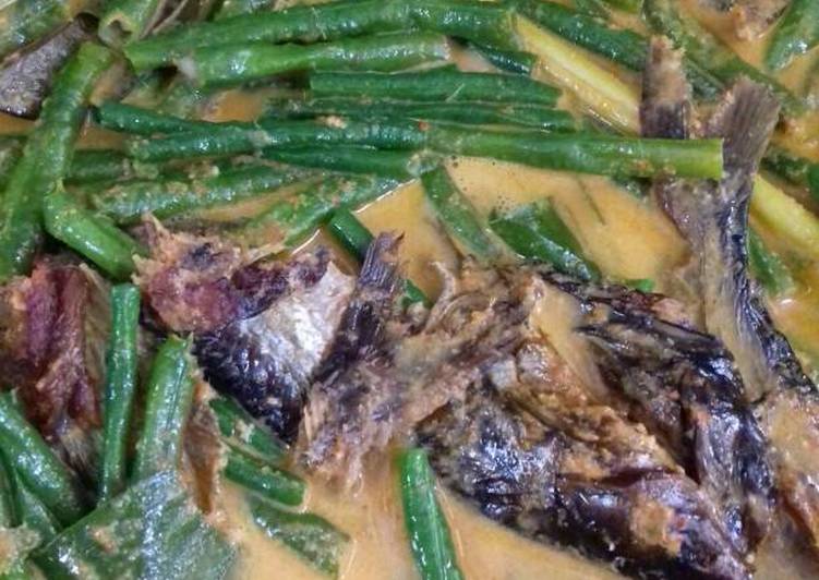 Resep memasak Gulai ikan salai patin kacang panjang sedap lezat