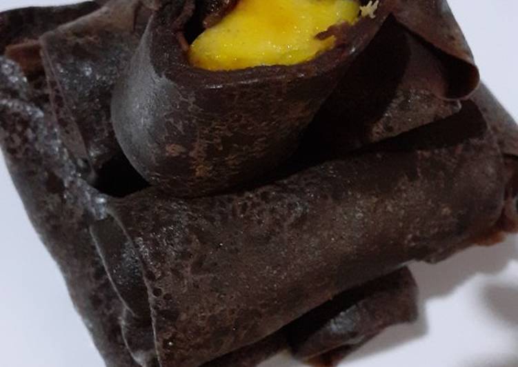 Timpan gulung coklat isi pisang