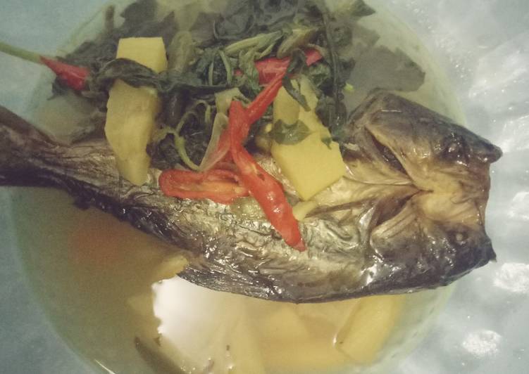 Cara memasak Pindang salai with nanas enak