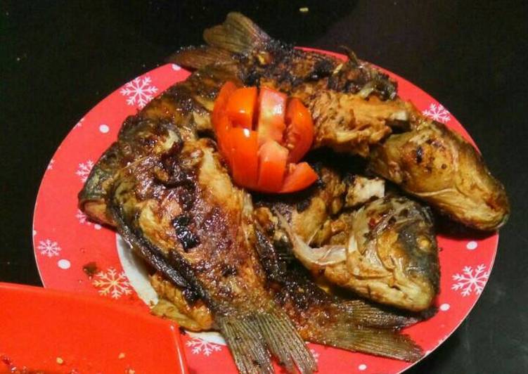 Cara Mudah memasak Ikan mas bakar teflon happycall 