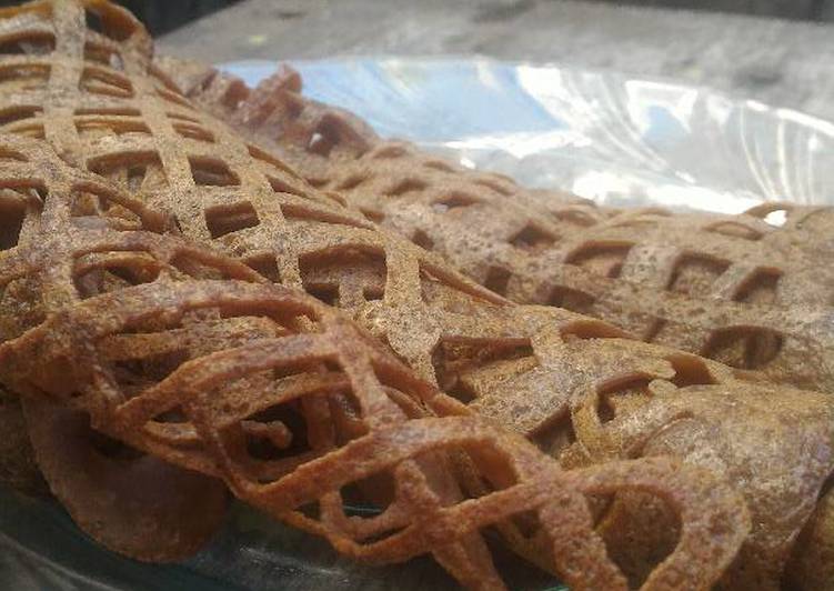 Cara Mudah mengolah Roti Jala Coklat Manis yang bikin ketagihan
