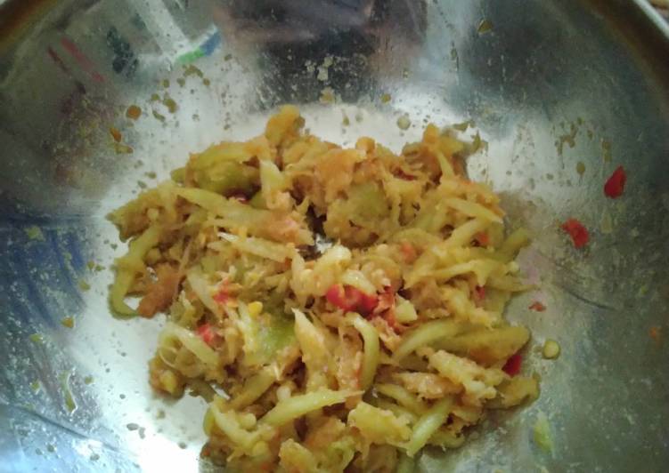 Cara Mudah memasak Sambal mangmud (mangga muda) istimewa