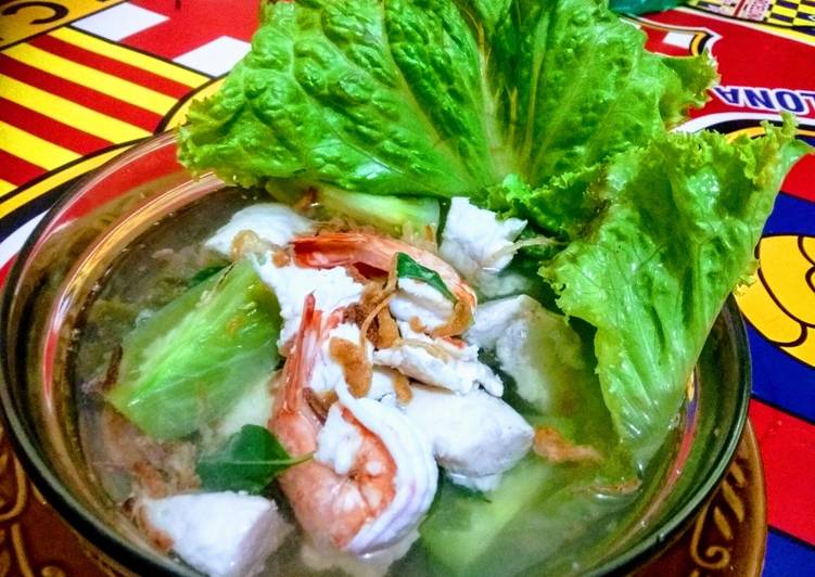 19. Sup ikan batam (seafood)
