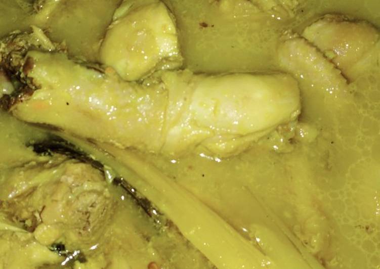 Cara memasak Opor ayam yang menggugah selera