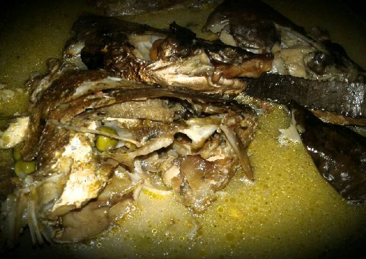 Cara memasak Mangut Kepala (Ndas) Ikan Manyung (asap) khas Jepara 