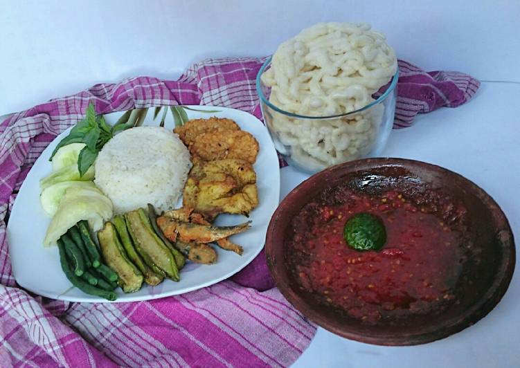 Resep memasak Nasi Tempong Banyuwangi yang menggugah selera