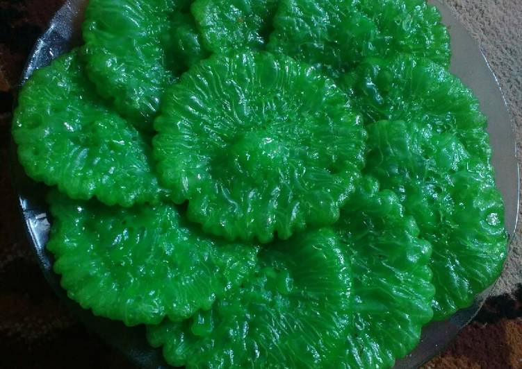 Resep: Kue cucur hijau pandan lezat