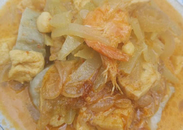 Resep memasak Lontong Sayur Labu Siam (simpel) 