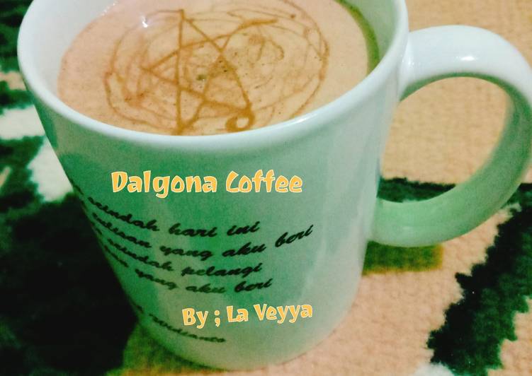 Resep: Dalgona coffee Torabika Mocca 