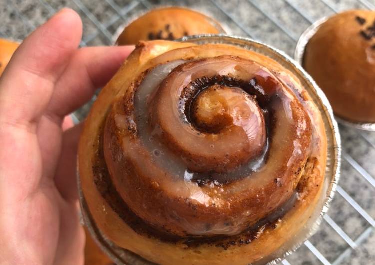 Cara Mudah membuat Cinnamon rolls sugar glaze 