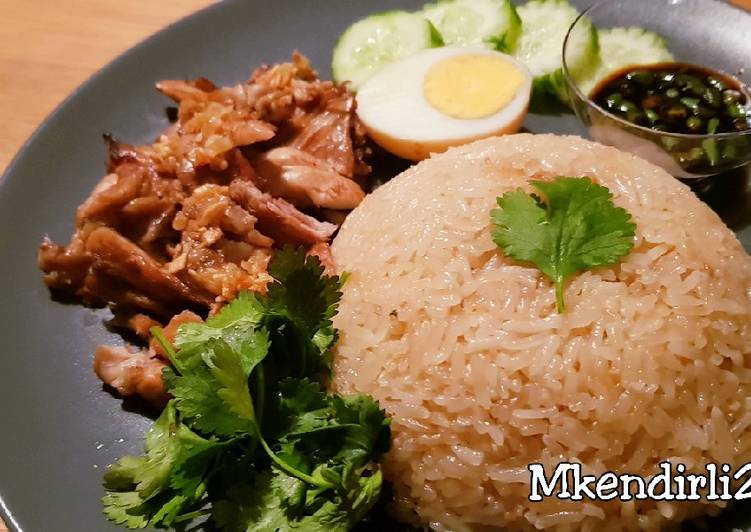 Resep: Hainanese chicken rice / Nasi hainan istimewa