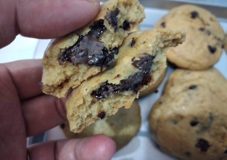 Cara membuat Soft cookies isi coklat enak