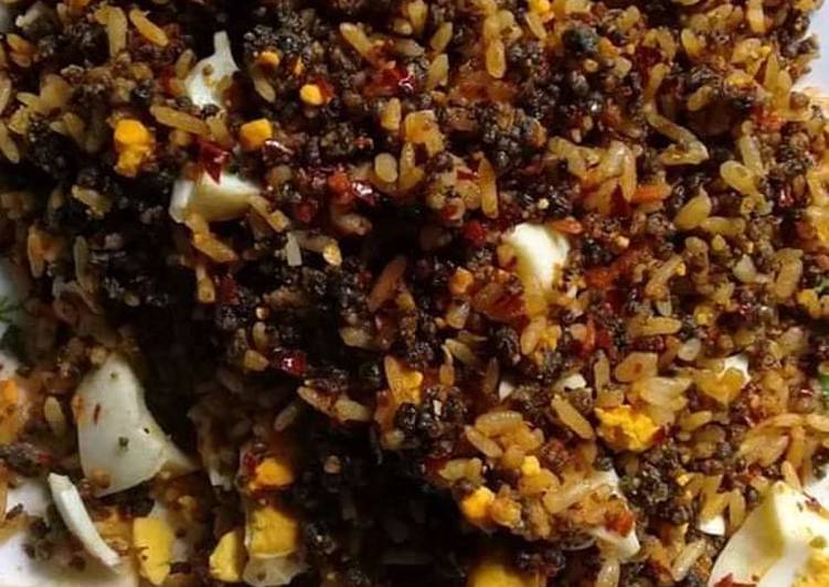 Cara membuat Nasi tiwul goreng 