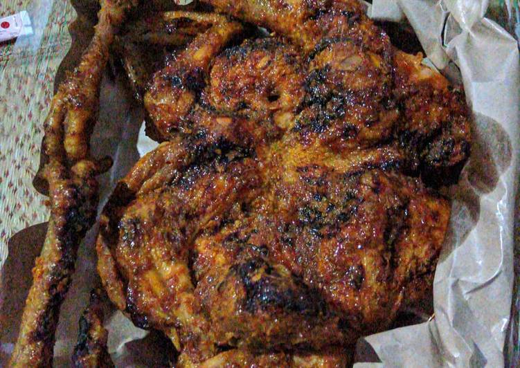 Resep: Ayam bakar bumbu rujak(khas gandu magetan) lezat