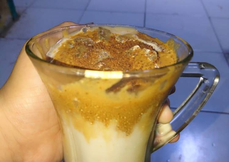 Cara Mudah membuat Es dalgona coffe murmer lezat
