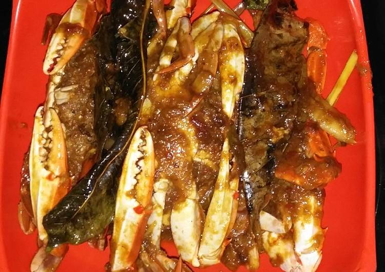 Cara membuat Kepiting saus tiram pedas ala kristine pasgo17 lezat