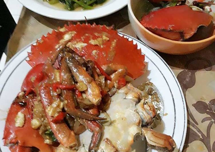Resep: Kepiting saus tiram dan tumis kangkung enak