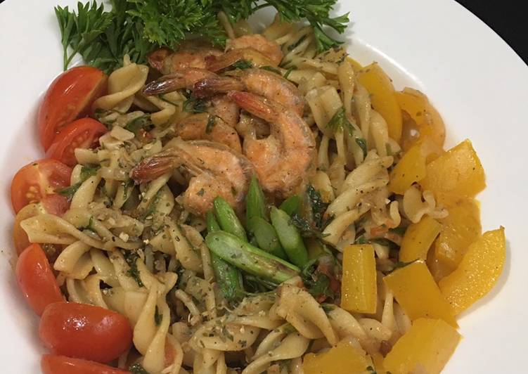 Resep: Rotini with Shrimp and Asparagus 