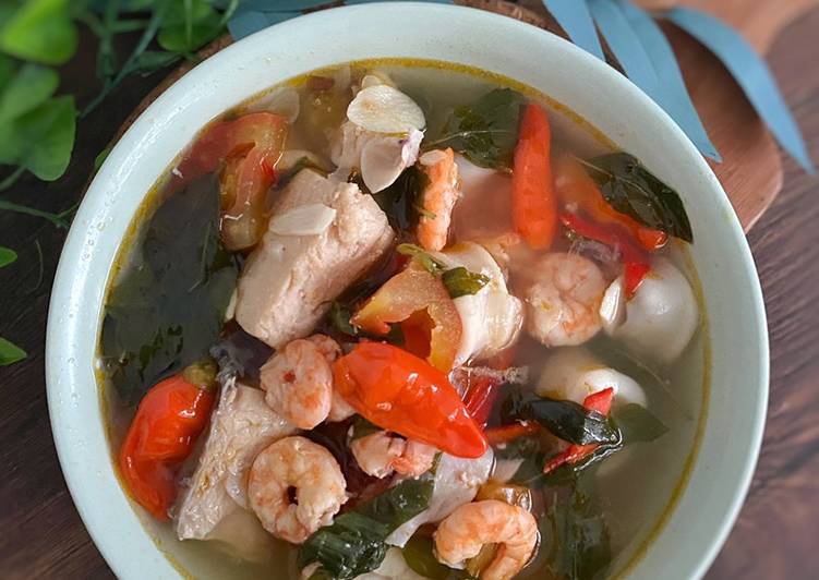 Resep: Sup Sari Laut (Kakap, udang & Cumi) 