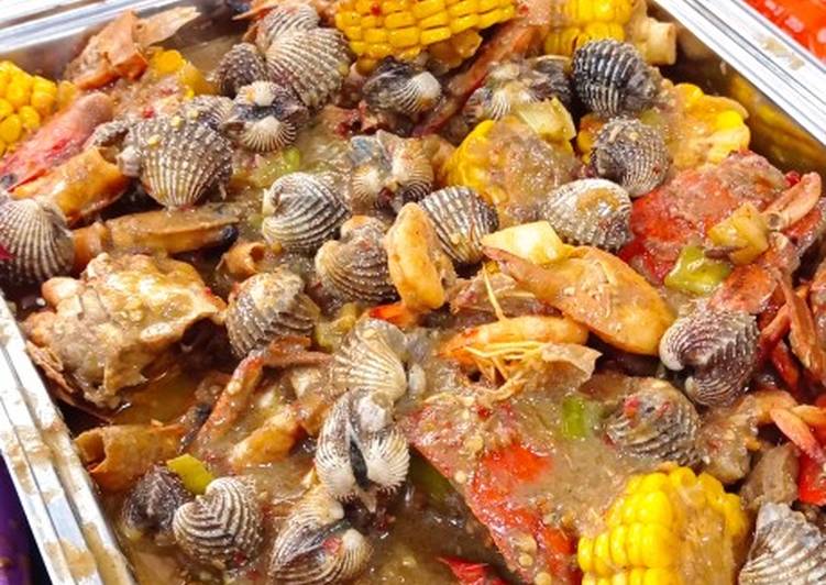 Seafood mix ala the crabs (seafood saus padang kekinian)