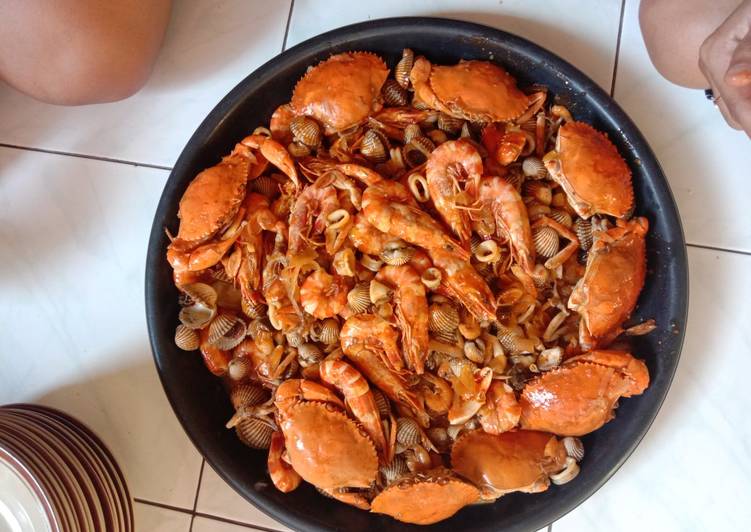 Resep: Seafood saus padang pedas lezat