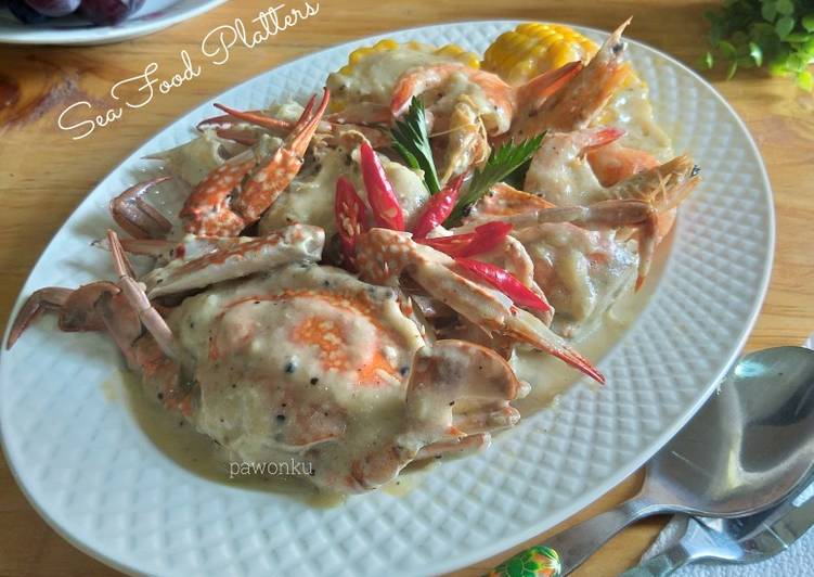 531.Seafood Platters With Creamy Sauce