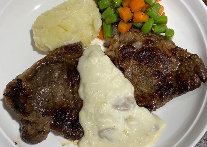 Resep: Beef steak with creamy sauce (steak daging dgn saus krim)