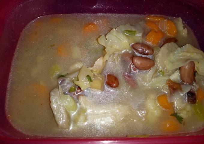 Sup rempah kacang merah dengan udang & baso