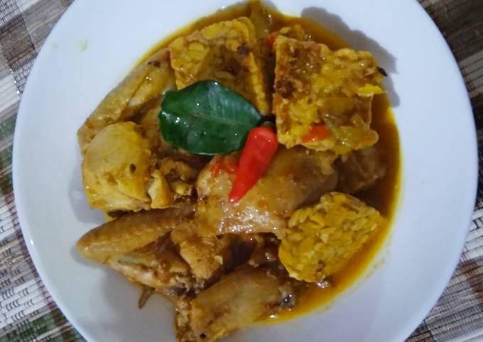 Resep: Ungkep ayam tempe pedas with bumbu racik