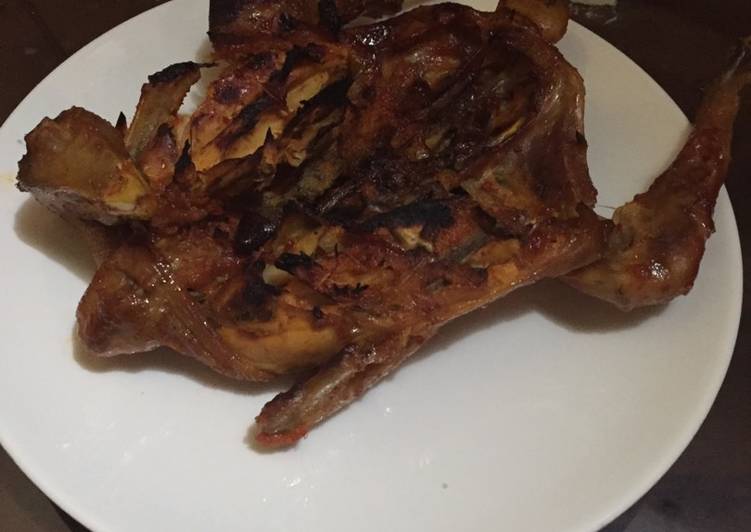 Resep membuat Ayam bekakak bakar 