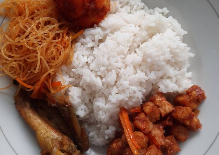 Resep mengolah Nasi uduk rice cooker enak