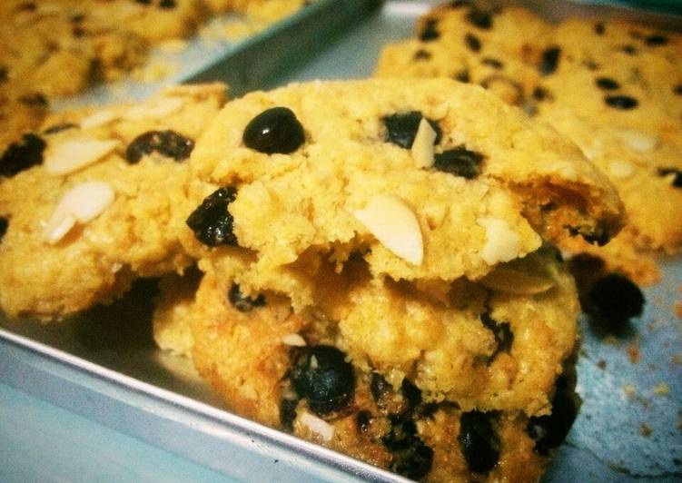 Almond Raisin Oat Cookies (ekonomis-simple)