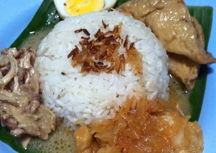 Nasi ayam khas Semarang