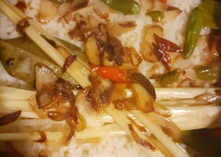 Cara Mudah mengolah Nasi liwet Rice cooker anti gagal yang bikin ketagihan
