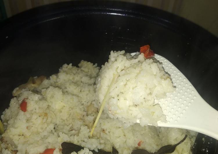 Resep: Nasi Liwet Rice Cooker / Magic Com yang bikin ketagihan