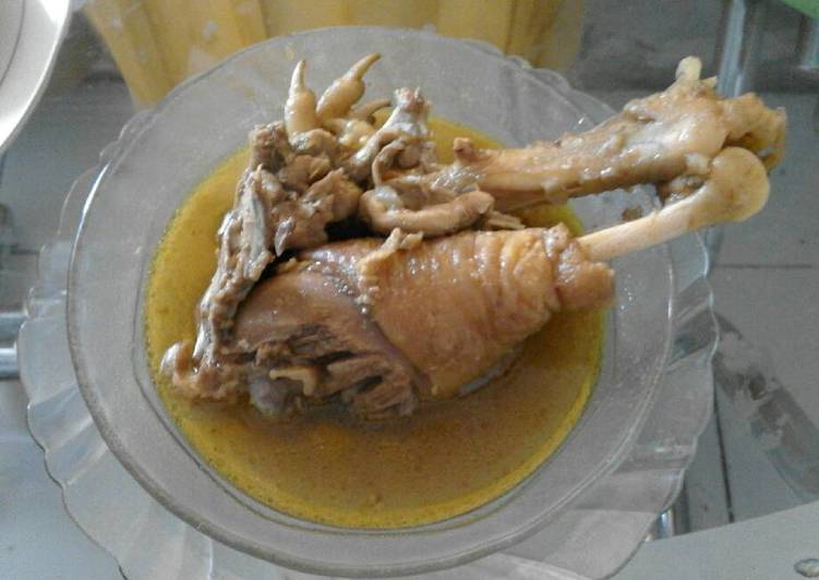 Resep: Ayam Ingkung Semlohek ala resto