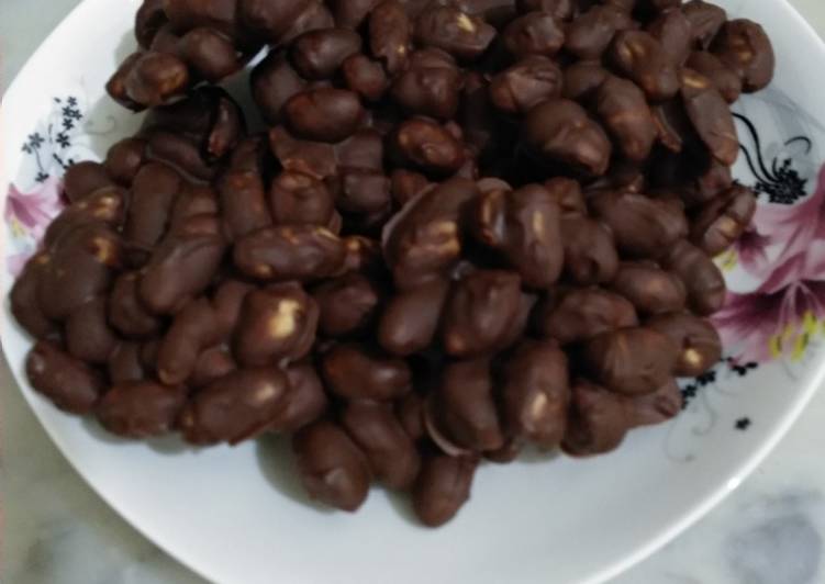 Ampyang Coklat Kacang
