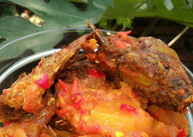 Resep membuat Brengkes ikan nila, kentang #BikinRamadanBerkesan lezat