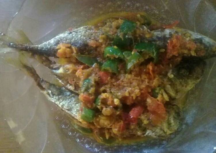 Cara Mudah memasak Brengkes ikan kembung tanpa daun enak